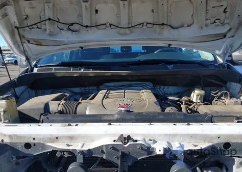 2010 Toyota Tundra Grade 5.7L V8 из США, поврежденный, VIN 5TFRY5F18AX094005